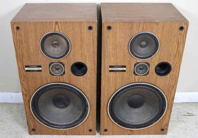 Pioneer CS-G303 1981 - Walnut veneer image 1