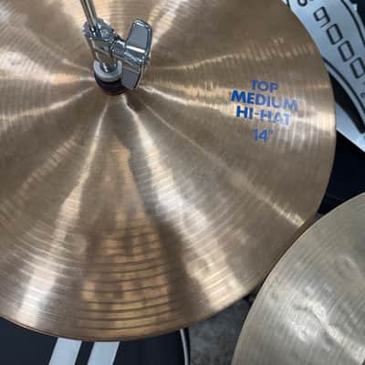 Paiste 14" 2000 Medium Hi-Hat Cymbals (Pair) 1986 - 1993 - Traditional image 1
