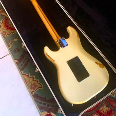 Vintage 1979 Fender 25th Anniversary Stratocaster in Original and Rare Pearl White Finish - All Original With a 4 Bolt Maple Neck and the Original Fender Embossed Logo Case image 6