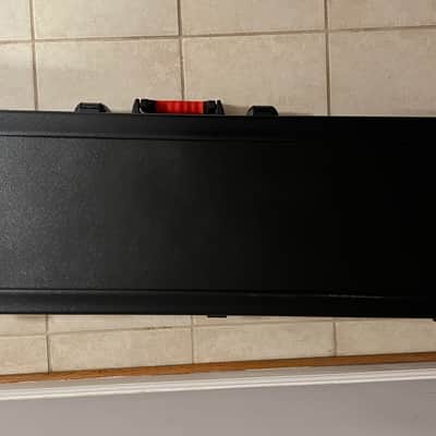 Fender Player Mustang Bass PJ with Gator Molded TSA Case image 10