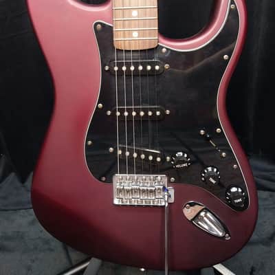 Fender Standard Stratocaster 2003 - Satin Midnight Wine image 3