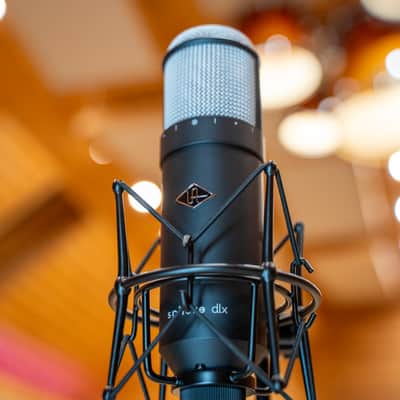 Universal Audio Sphere DLX Large Diaphragm Modeling Microphone 2023 - Present - Black image 5