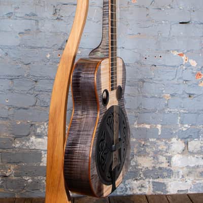 Beard Legacy R 2024 - Two Tone: Natural/ Black Ice image 4