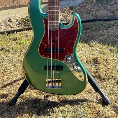 Fender 1962 Jazz Bass Relic - Aged Sherwood Green Metallic 2024 - Aged Sherwood Green Metallic image 1