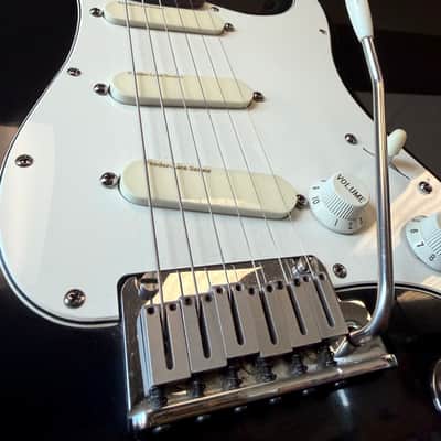 Fender Strat Plus with Rosewood Fretboard 1987 - 1998 - Black image 5