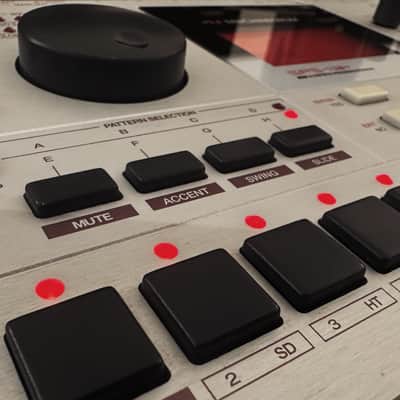 Elektron Machinedrum SPS-1UW+ MKII 2010s - Silver image 3