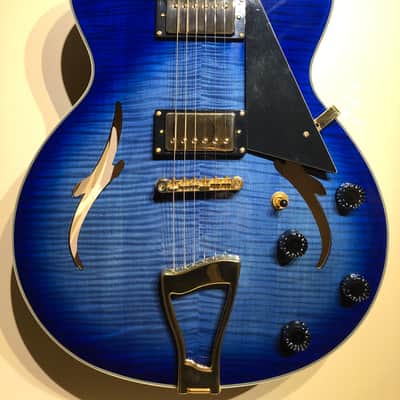 Michael Kelly Phoenix Jazz Archtop Semi Hollowbody 2005 - Blue Burst Flametop image 3