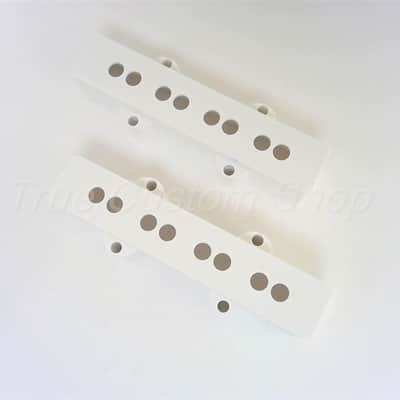 True Custom Shop® White Neck & Bridge Pickup Cover Set for Fender Jazz Bass image 4