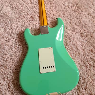 Fender FSR Traditional 50s Stratocaster 2018 - Surf Green / Shell Pink Competition Stripe image 4
