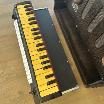Jennings Univox J6 - 1950’s - Tube Keyboard Synth image 5