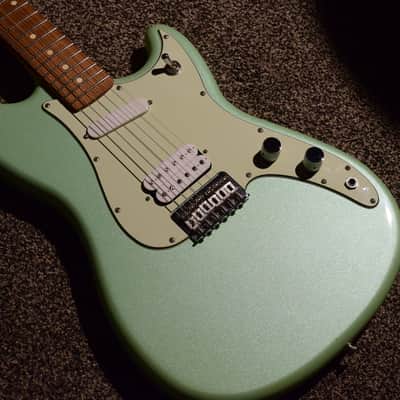 Fender Sonic HS with Pau Ferro Fretboard 2017 Beautiful Surf Pearl image 5