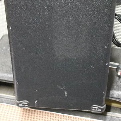 Belcat Bass 35B 35W Bass Combo image 7