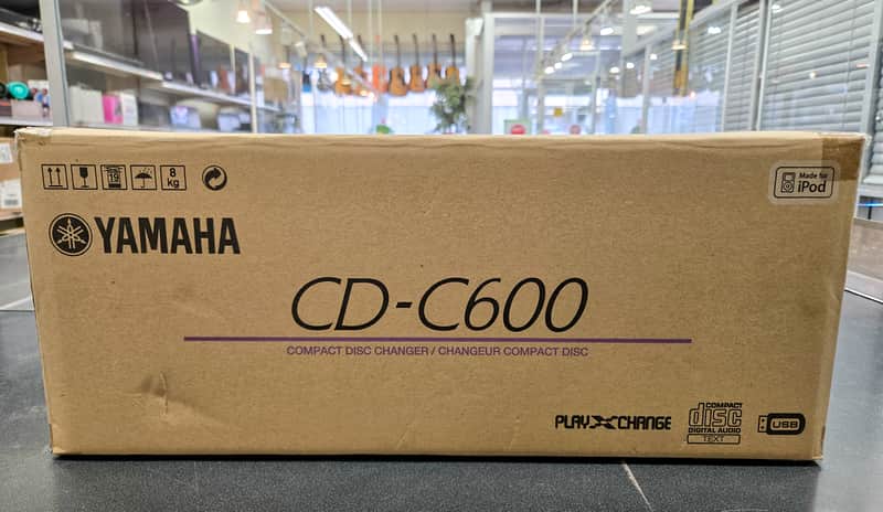 Yamaha CD-C600 5-Disc CD Changer/Player w/ USB iPod PlayXchange 2010 - Black