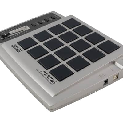 Akai MPD16 USB MIDI Controller [USED] Bild 3