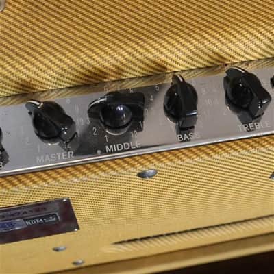 Fender Blues Junior 1x12" 15-watt Tube Amp Lacquered Tweed #B474123 - USED image 10