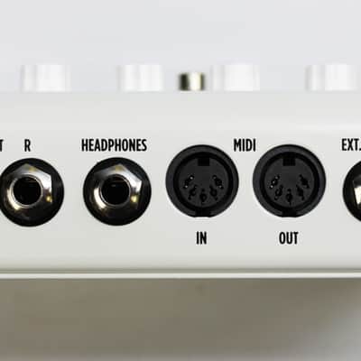 IK Multimedia Amplitube ToneX Anniversary Edition - Pearl White image 3