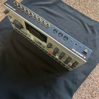 Elektron Machinedrum SPS-1UW+ MKII 2010s - Silver image 3