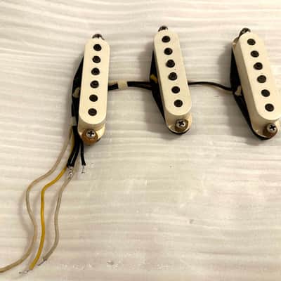 Fender Custom Shop Josefina Hand-Wound AGED / Relic Strat Pickup Set – RARE Custom Spec 7.4kΩ – Matched Output image 20