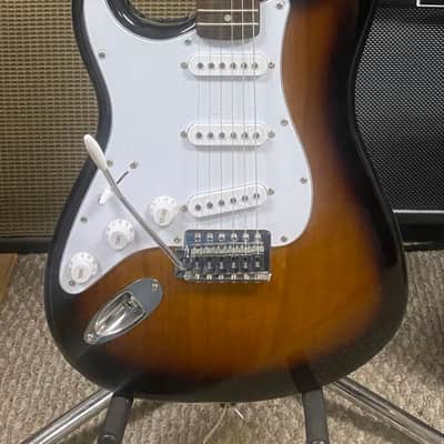 Squier Affinity Series Stratocaster Left-Handed with Laurel Fretboard 2019 - Brown Sunburst image 2