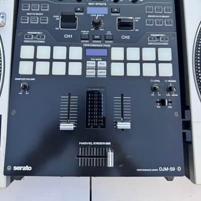 Pioneer DJM-S9 2-channel Mixer for Serato DJ - Black image 2