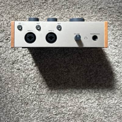 Universal Audio Volt 276 USB-C Audio Interface 2021 - Present - Tan / Gray image 2