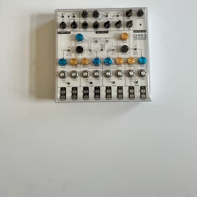 Soma Lyra-8 + Decksaver + fancy knobs image 3