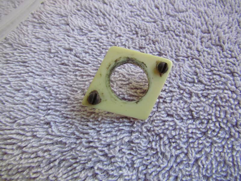 Harmony/Silvertone Switch Plate 50's/60's White Plastic With Original Screws Genuine Vintage Part image 1