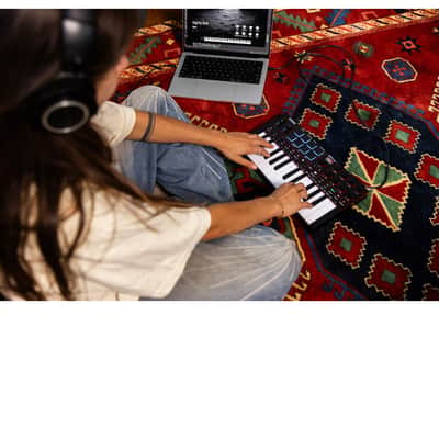 AKAI PROFESSIONAL MPKMINI4-B Mini touches - 25 touches, 8 pads, 8 encodeurs, noir image 8