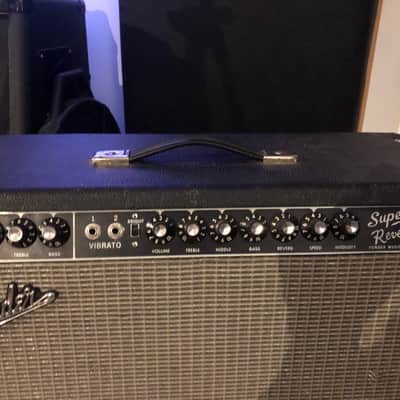 Fender '65 Super Reverb Reissue 45-Watt 4x10" Guitar Combo 2001 - Present - Black image 6