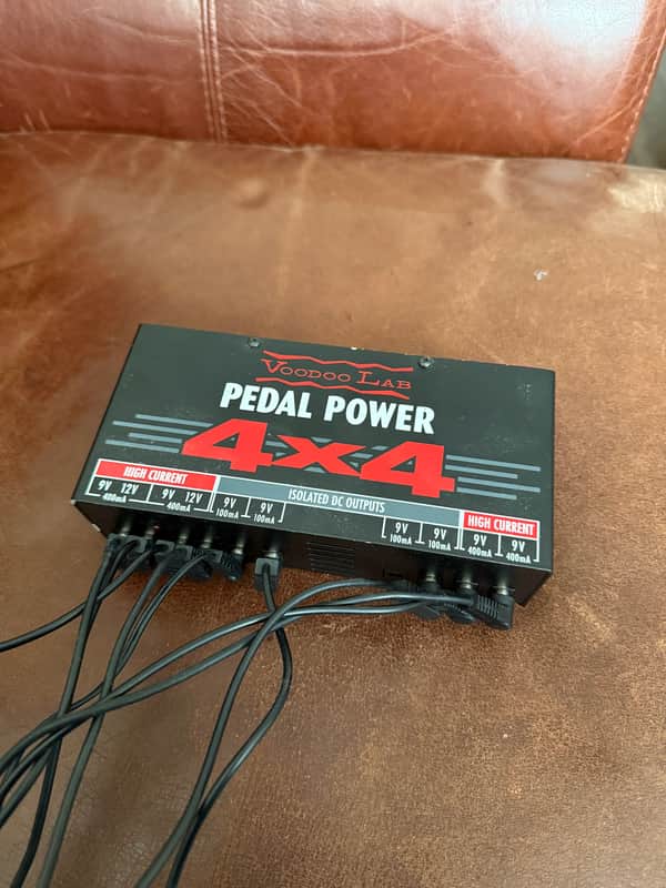 Voodoo Lab Pedal Power 4X4