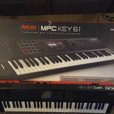 Akai MPC Key 61 Standalone Workstation Synthesizer 2022 - Present - Black image 5