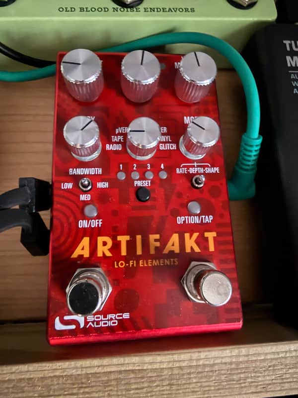 Source Audio Artifakt Lo-fi Elements 2024 - Present - Red image 1
