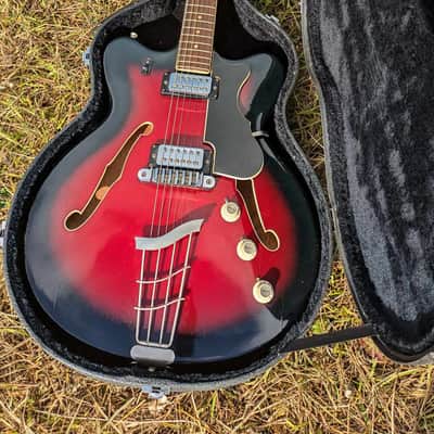 Hofner Verythin 4600 E2 1968 - Black Red sunburst image 2