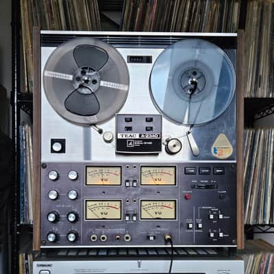 TEAC A-2340S 1/4" 4-Track Reel to Reel Tape Recorder 1970s - Silver image 3