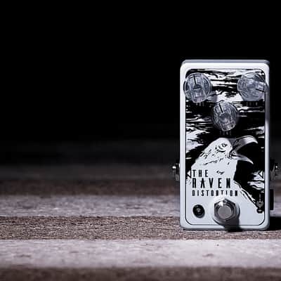 Canvas Analog Devices "The Raven" Distortion Pedal. image 2