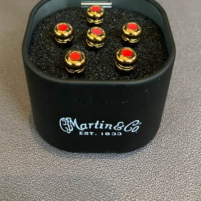 Martin APP0006 Luxe Liquid Metal Bridge Pin Set - Gold w/ Red Inlay image 1