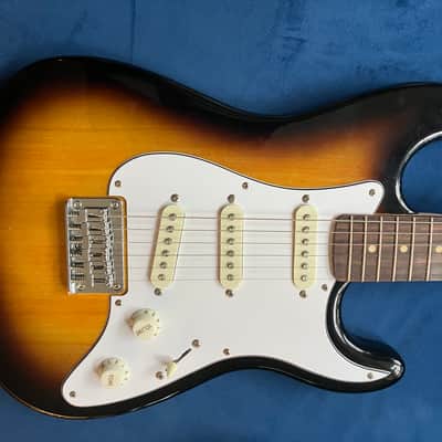 Squier 3/4 Stratocaster image 3