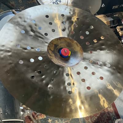 Aisen 18” Holy Vintage China Cymbal image 3