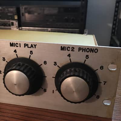 VINTAGE TUBE PREAMP image 4