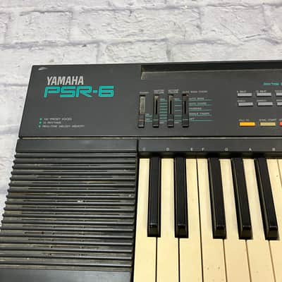 Yamaha PSR-6 Digital Synthesizer Keyboard image 2