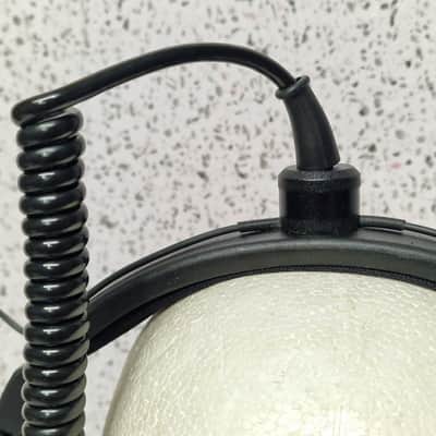 90s Vintage Headphones Sennheiser HD 265 Linear image 10