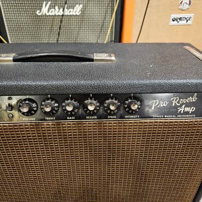 Fender Pro Reverb 2-Channel 40-Watt 2x12" Guitar Combo 1965 - 1967 - Black Panel image 3