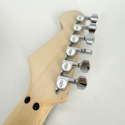 Immagine 2021 EVH Striped Series – Black & White - 9