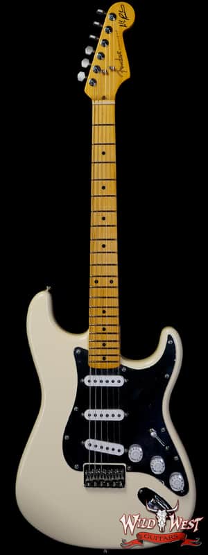 Fender Nile Rodgers Hitmaker Stratocaster Maple Fingerboard Olympic White