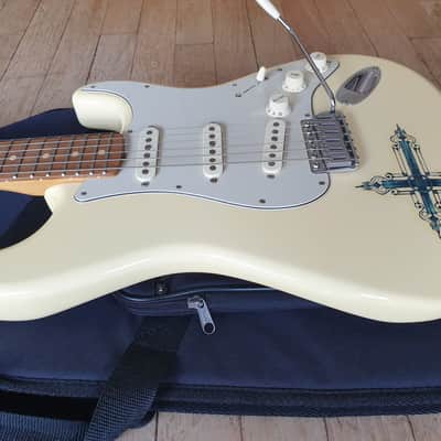 Fender Stratocaster Kenny Wayne Shepherd Cross Graphic Arctic White 2014 - MINT image 6