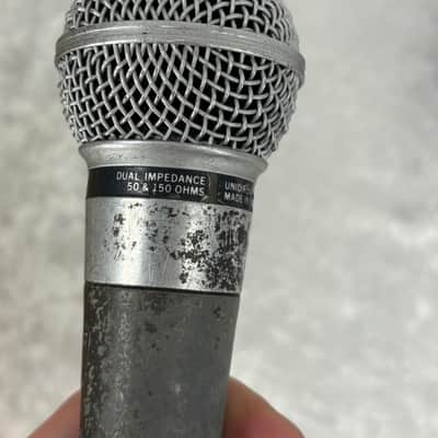 Lot of 2 old logo dual impedance Shure SM-58 microphones mics image 9