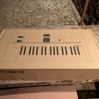 Roland Gaia 2 37-Key 22-Voice Synthesizer 2023 - Present - Silver image 11