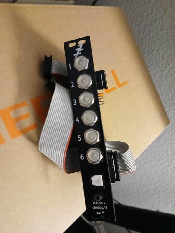 Expert Sleepers ES-6 & ES-7 MK3 CV / Lightpipe Interface Eurorack Synth Module 2021 - Present - Black image 1