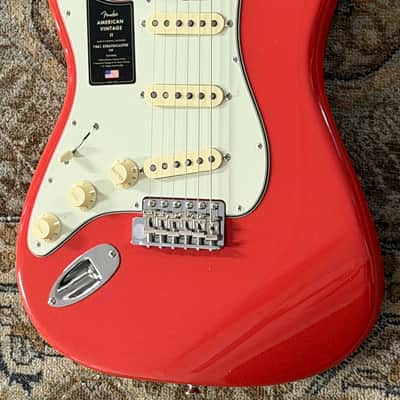 Fender American Vintage II 1961 Strat Left-Hand In Fiesta Red w/ Gig Bag & Free Pro Setup image 2