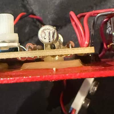 Fulltone ‘69 Fuzz Pedal V1 2000 - Red image 5